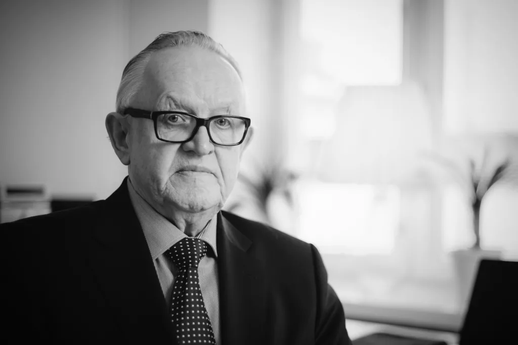 Presidentti Martti Ahtisaari kuvassa 